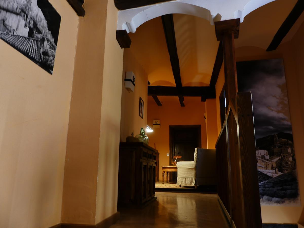Hotel Posada Del Adarve 아바라신 외부 사진